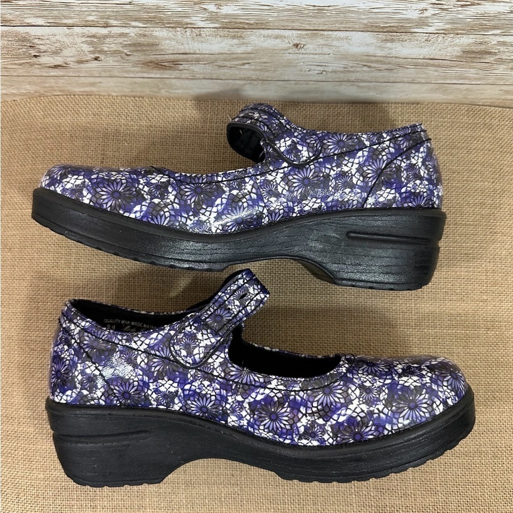 Easy Works By Easy Street- Sketchers- Blue Mosaic Mary Jane Work Shoe- Size 8 - Picture 5 of 9